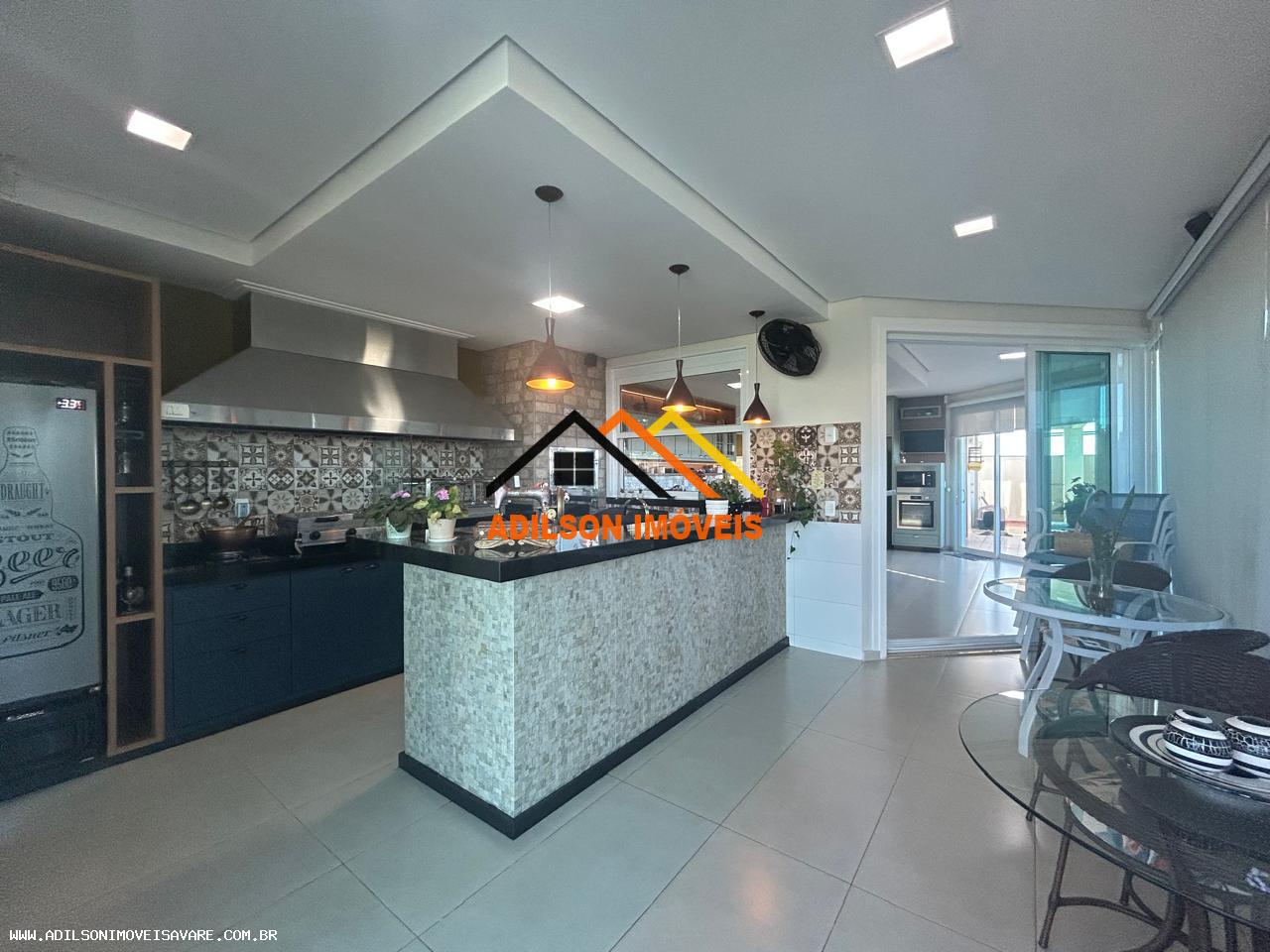 Casa à venda com 3 quartos, 373m² - Foto 5