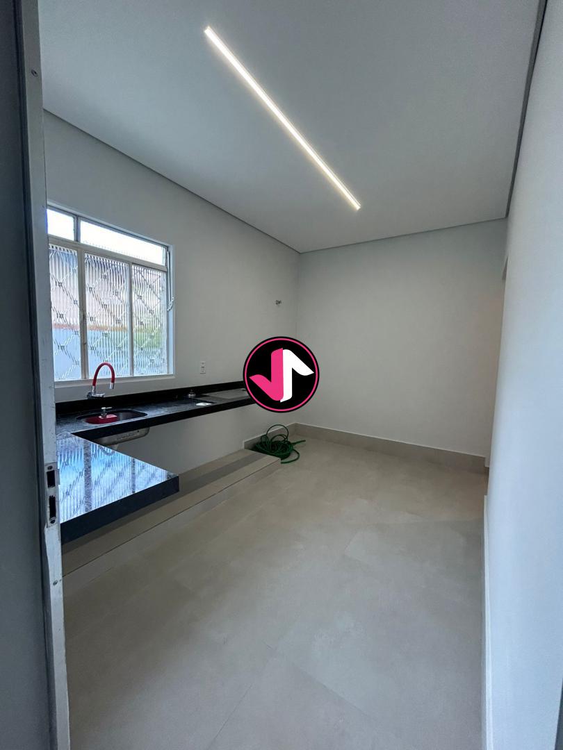 Casa à venda com 3 quartos, 210m² - Foto 28