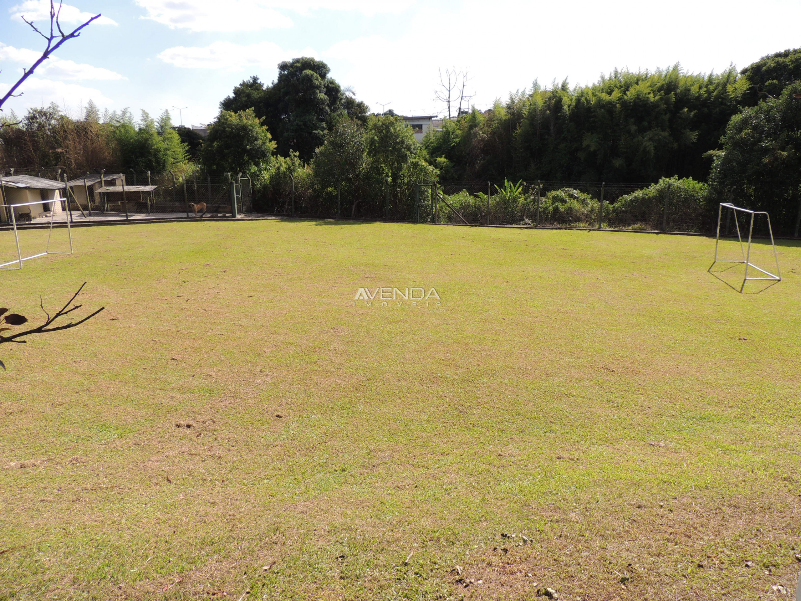Terreno à venda, 1100m² - Foto 17