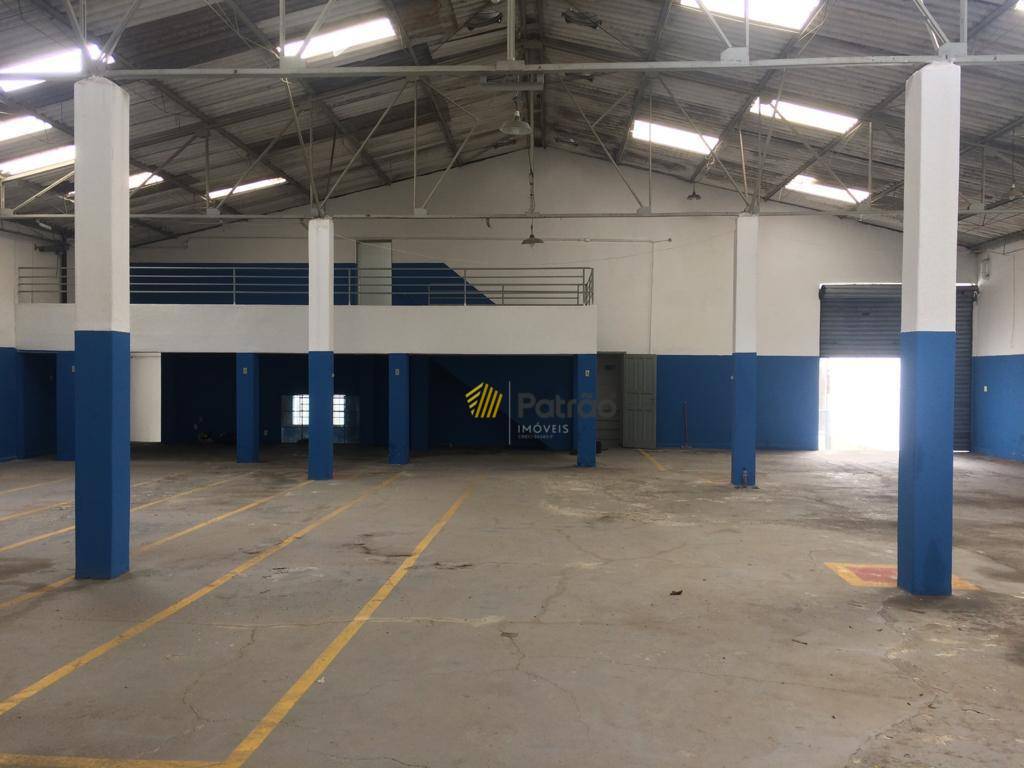 Depósito-Galpão-Armazém à venda e aluguel, 735m² - Foto 4