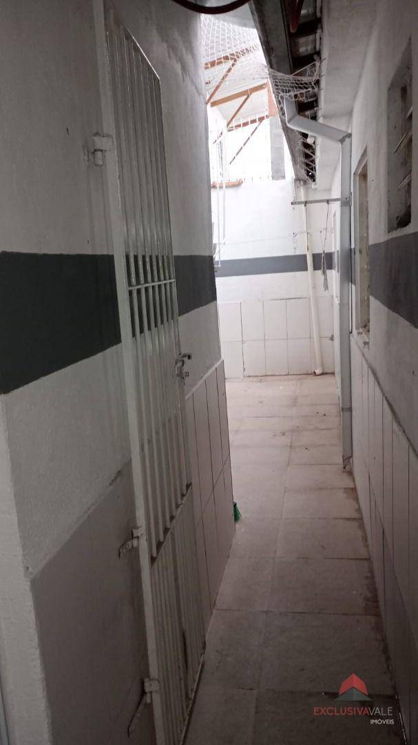 Casa à venda com 3 quartos, 150m² - Foto 10
