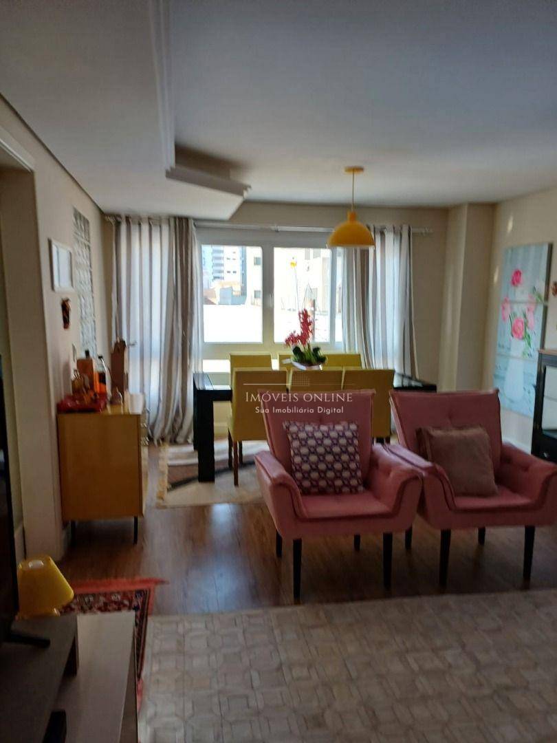 Apartamento à venda com 3 quartos, 157m² - Foto 14