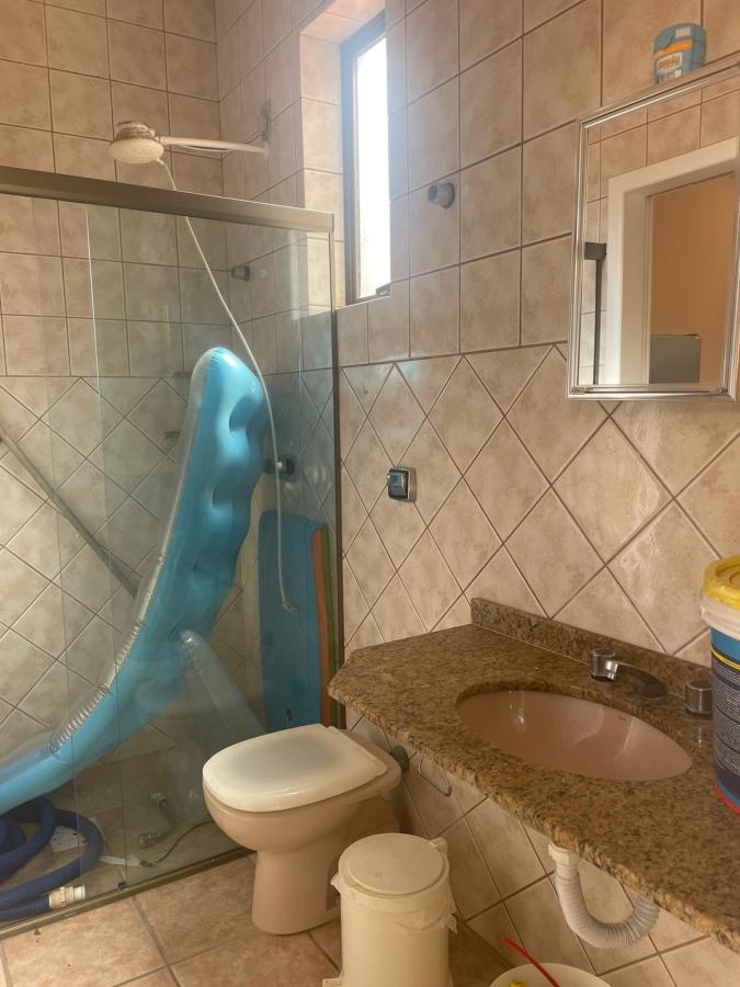 Casa de Condomínio para alugar com 4 quartos, 450m² - Foto 27