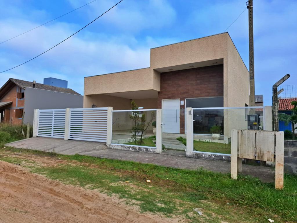 Casa à venda com 3 quartos, 175m² - Foto 4