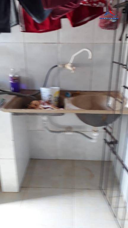 Casa à venda com 4 quartos, 300m² - Foto 5