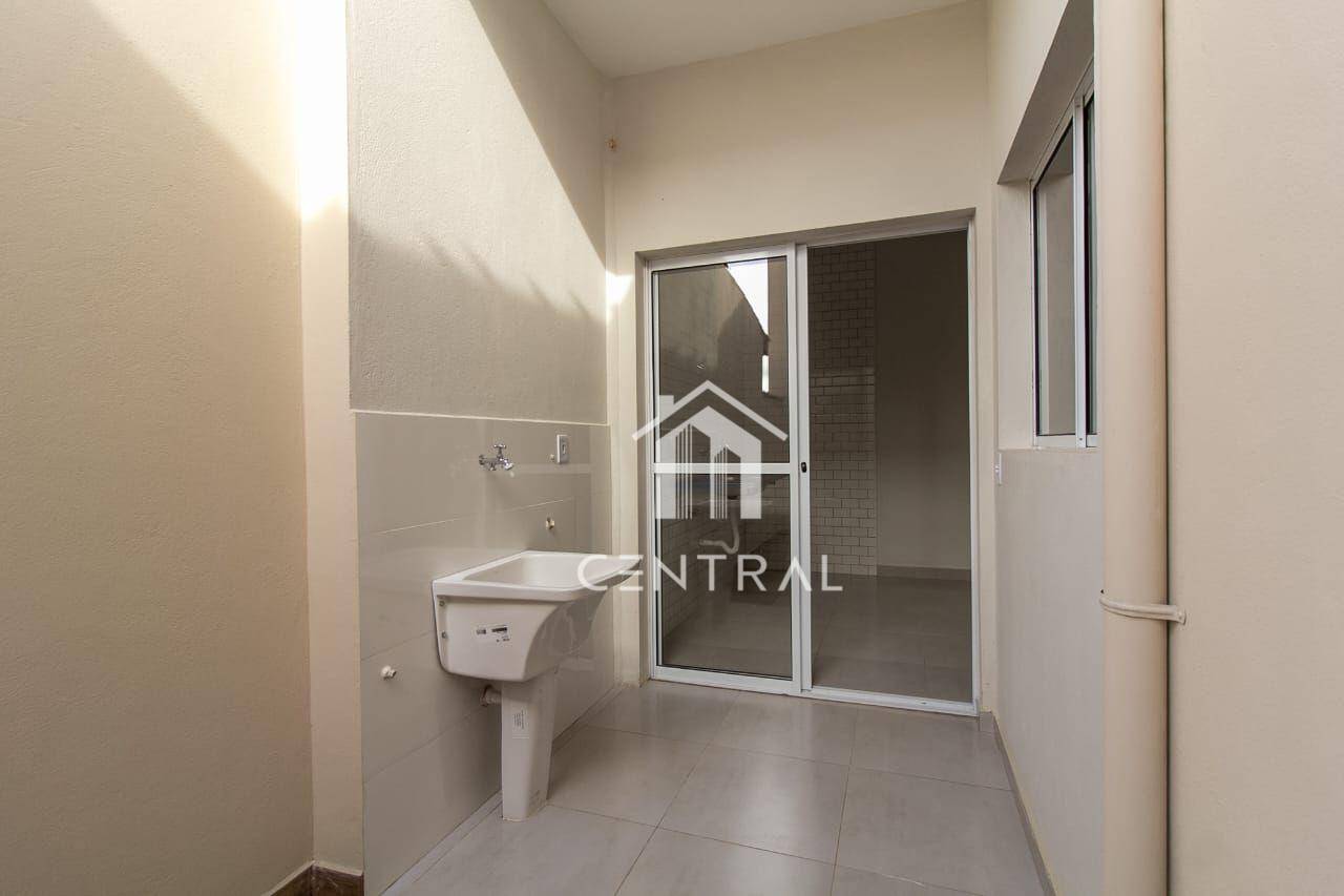 Casa à venda com 2 quartos, 60m² - Foto 6