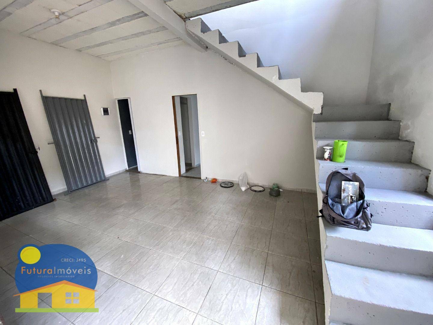 Casa à venda com 3 quartos, 60m² - Foto 5