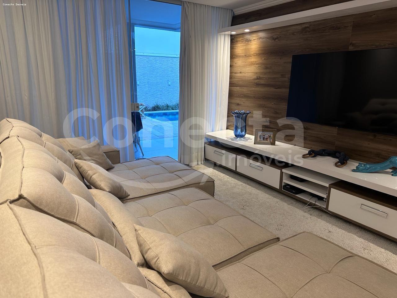 Casa de Condomínio à venda com 3 quartos, 310m² - Foto 4