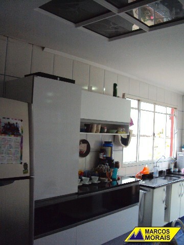Casa à venda com 2 quartos, 120m² - Foto 14