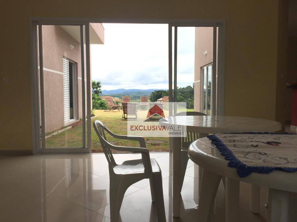 Casa de Condomínio à venda com 3 quartos, 265m² - Foto 5