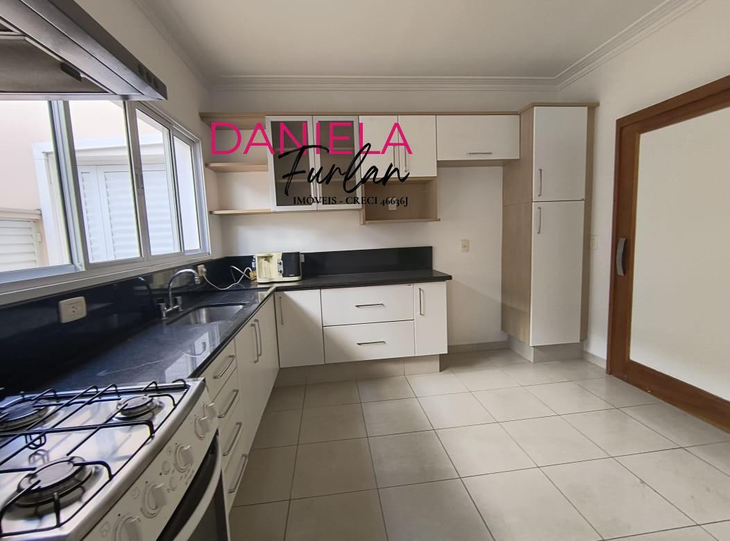 Casa de Condomínio para alugar com 4 quartos, 387m² - Foto 13