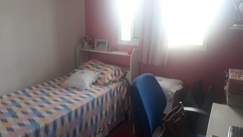 Apartamento à venda com 3 quartos, 87m² - Foto 9