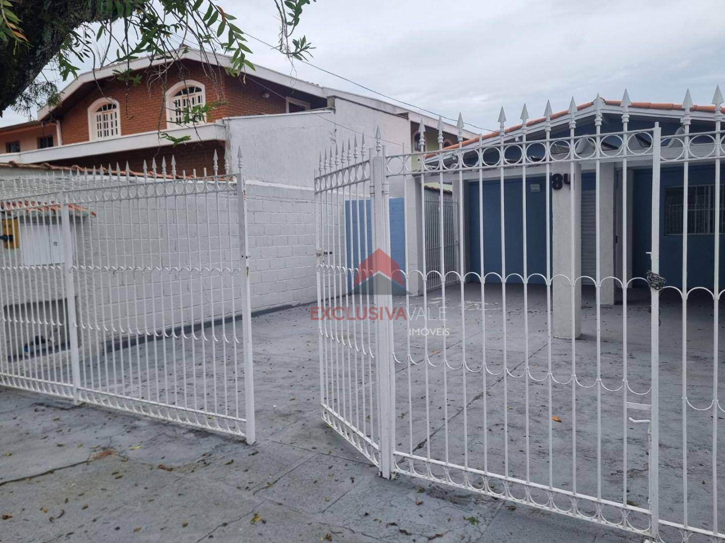 Casa à venda com 2 quartos, 170m² - Foto 1