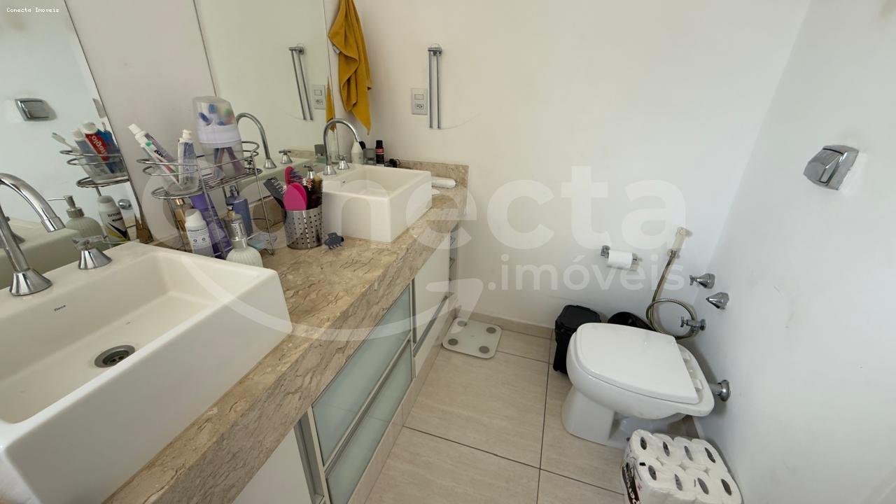 Casa de Condomínio à venda com 3 quartos, 228m² - Foto 20