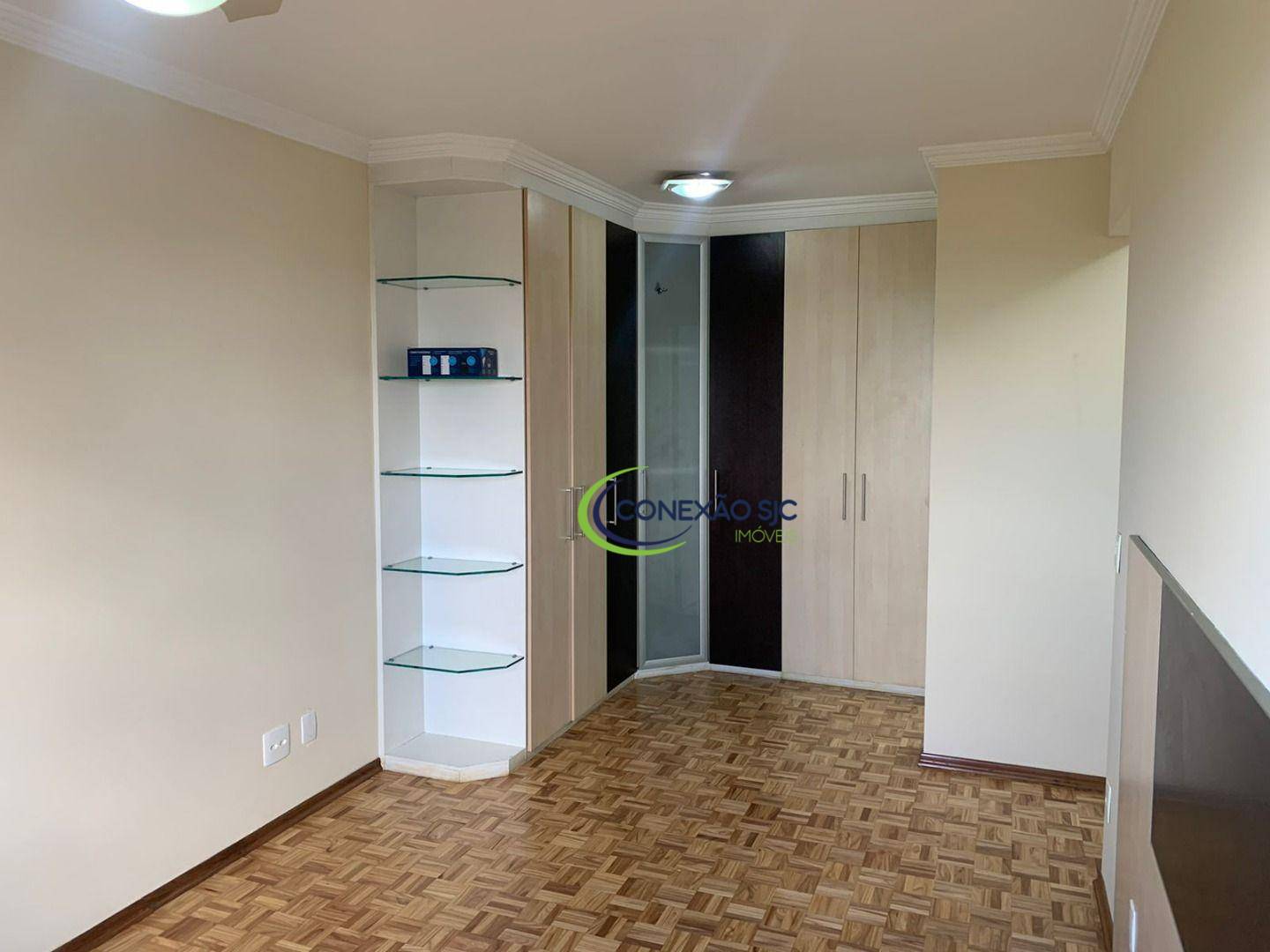 Apartamento à venda com 3 quartos, 93m² - Foto 1