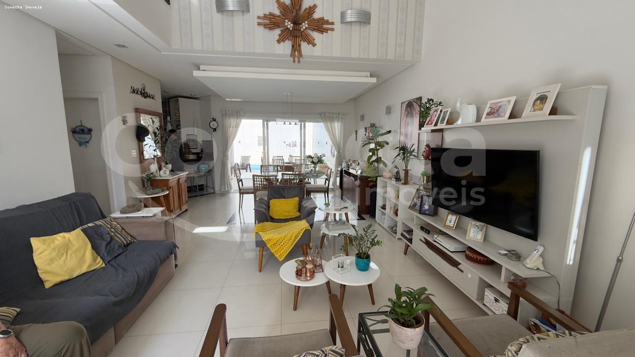 Casa de Condomínio à venda com 3 quartos, 228m² - Foto 15