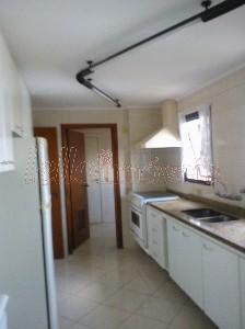 Apartamento para alugar com 3 quartos, 179m² - Foto 11
