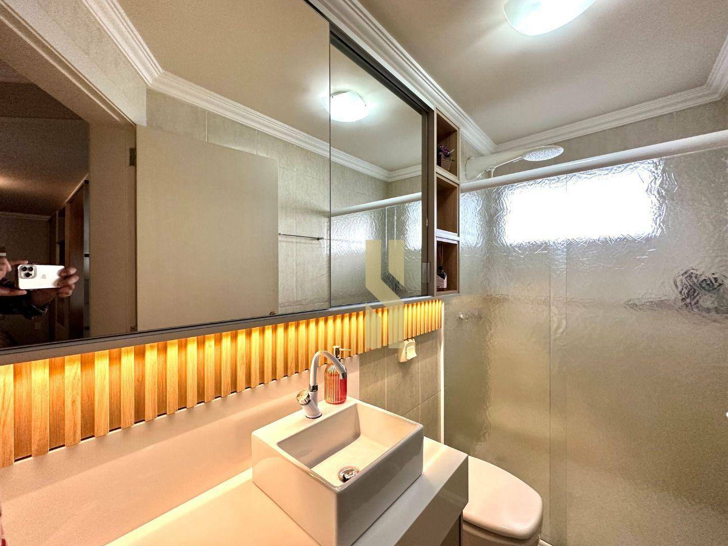 Casa à venda com 3 quartos, 240m² - Foto 40