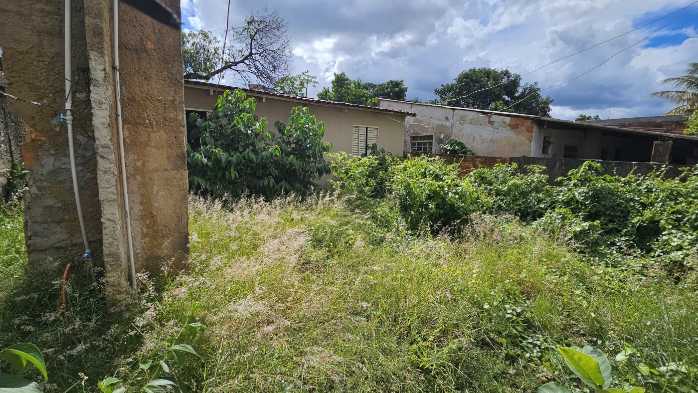 Casa à venda com 3 quartos, 300m² - Foto 15