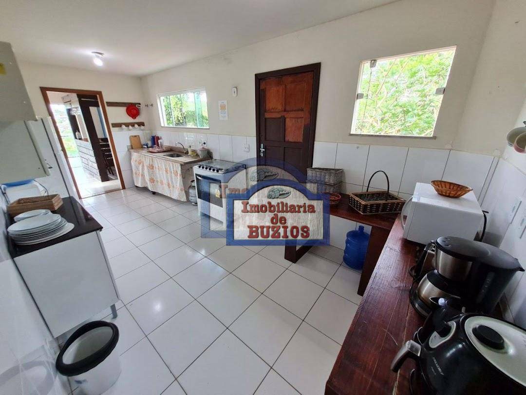 Casa para alugar com 4 quartos, 180m² - Foto 30