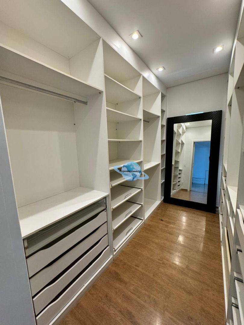 Casa de Condomínio para alugar com 3 quartos, 315m² - Foto 13