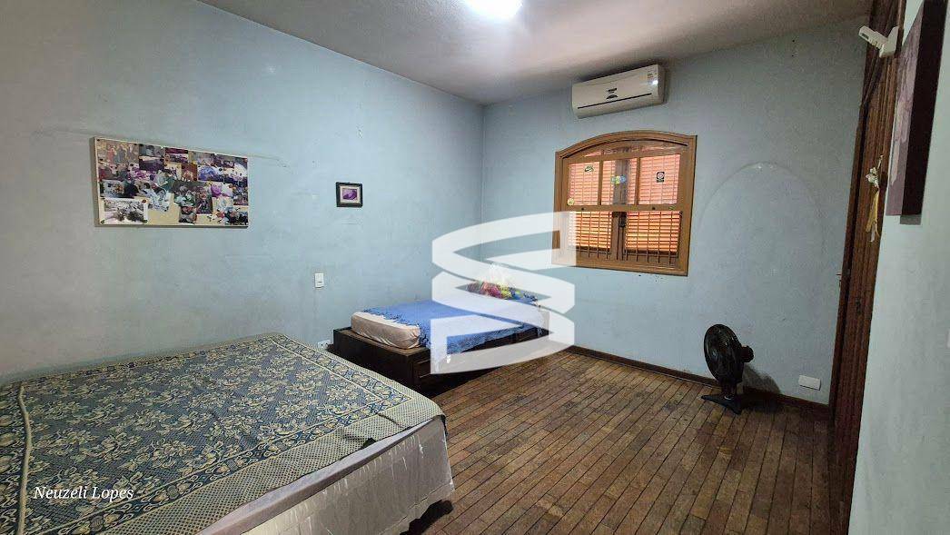 Casa à venda com 3 quartos, 349m² - Foto 18