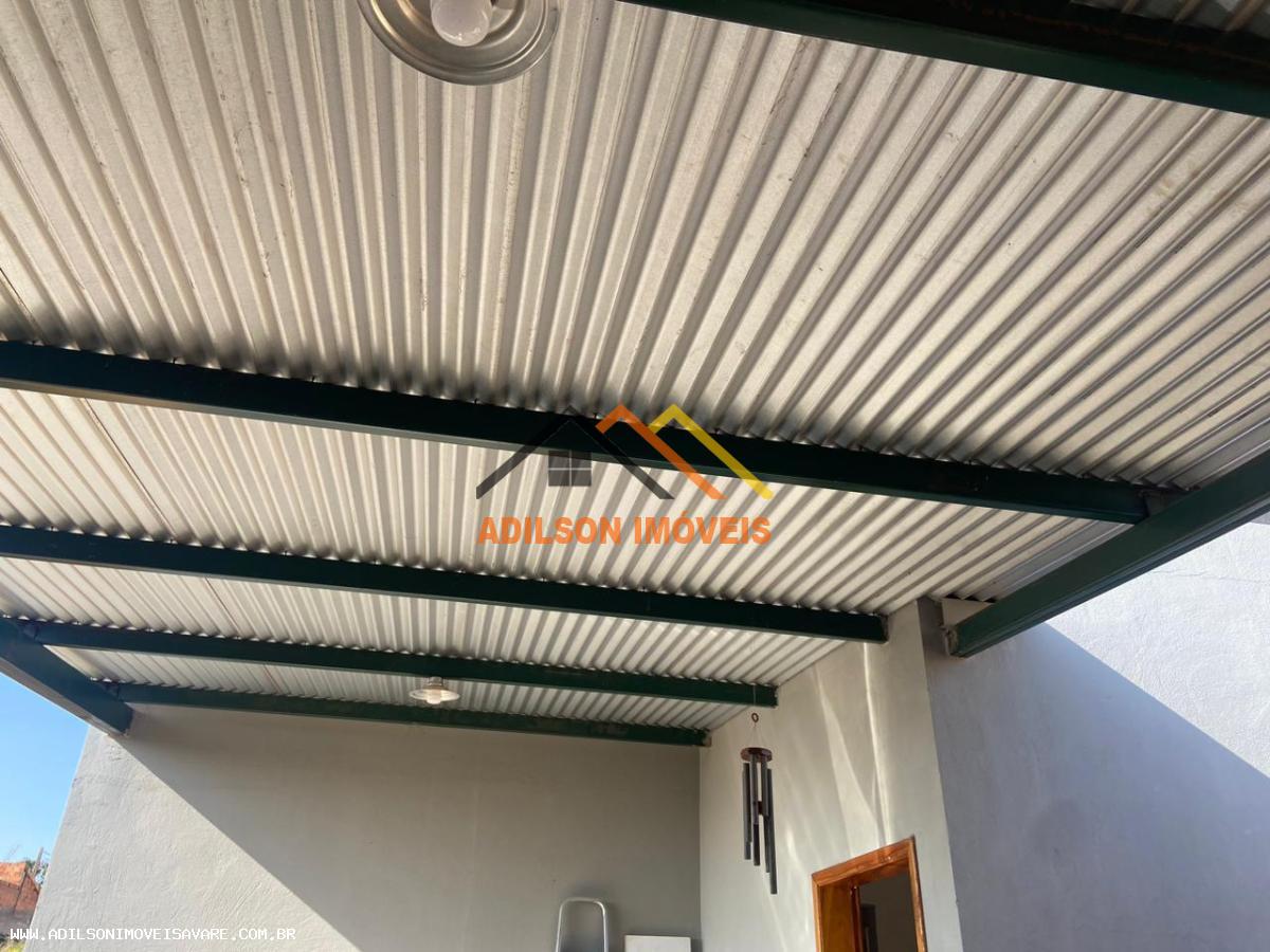 Casa à venda com 3 quartos, 110m² - Foto 11