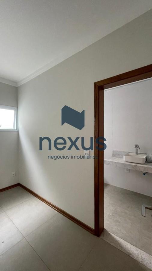 Casa à venda com 3 quartos, 250m² - Foto 10