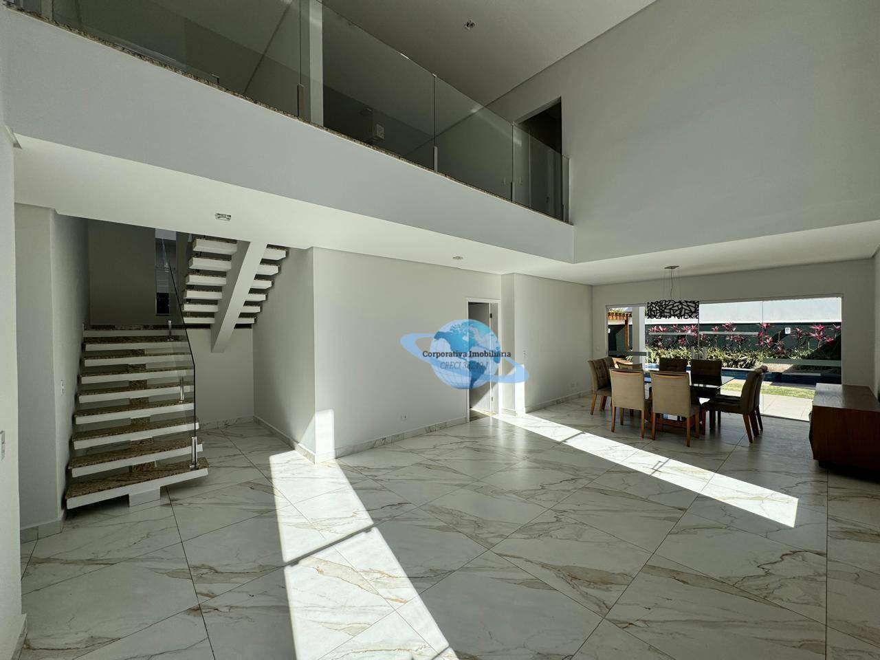 Casa de Condomínio para alugar com 3 quartos, 315m² - Foto 4