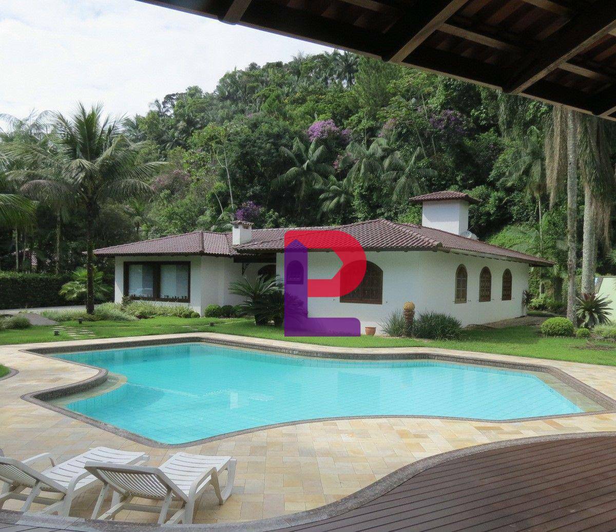 Casa à venda com 4 quartos, 282m² - Foto 15