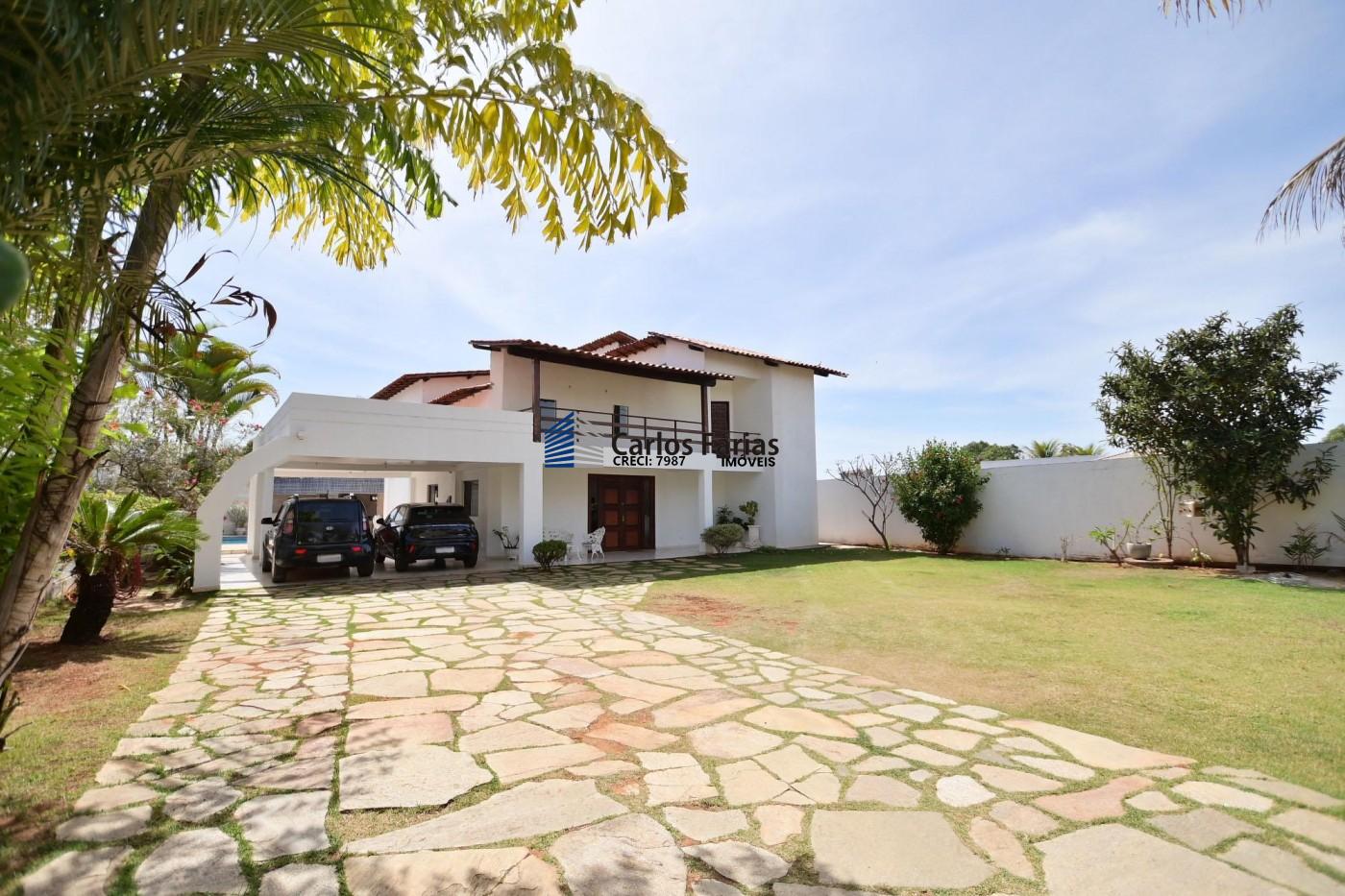Casa de Condomínio à venda com 4 quartos, 360m² - Foto 2
