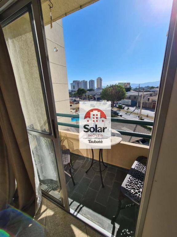 Apartamento à venda com 3 quartos, 72m² - Foto 2