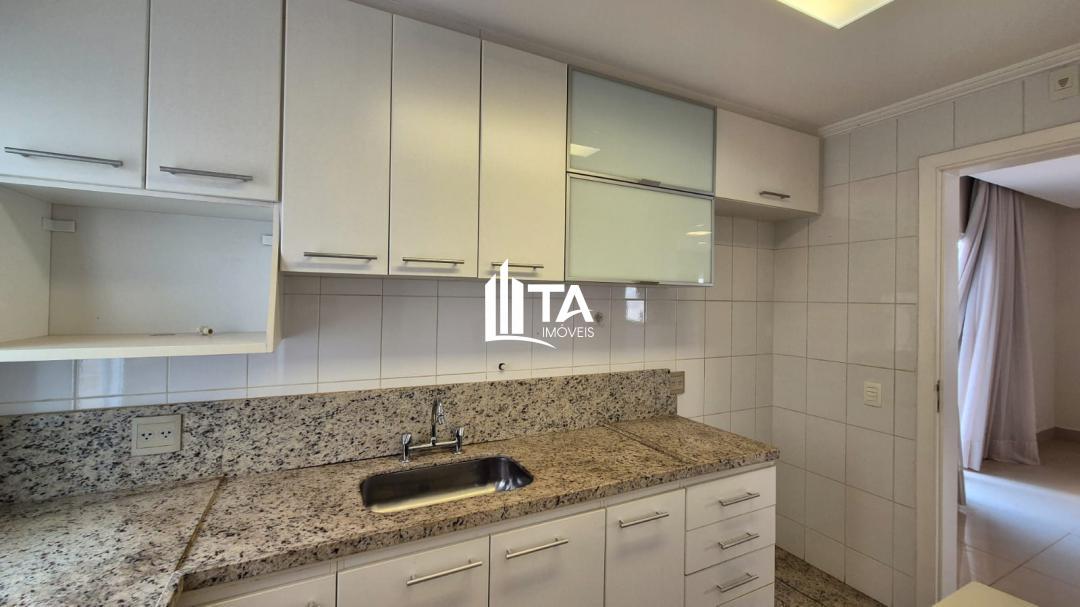 Apartamento à venda com 3 quartos, 136m² - Foto 12