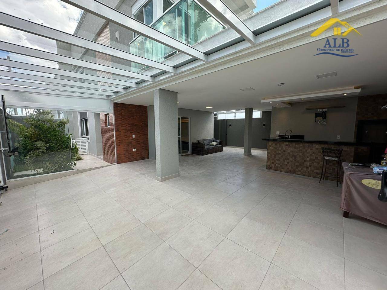 Sobrado à venda com 3 quartos, 220m² - Foto 4