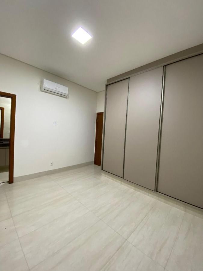 Casa à venda com 3 quartos, 257m² - Foto 13