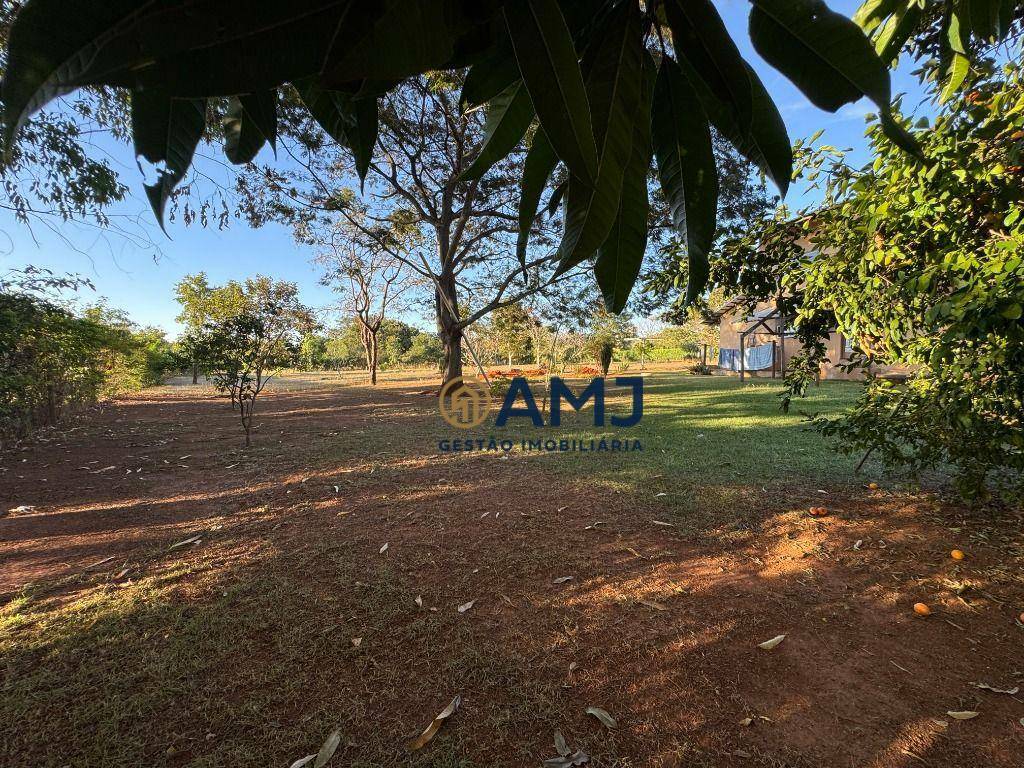 Chácara à venda com 4 quartos, 301m² - Foto 8