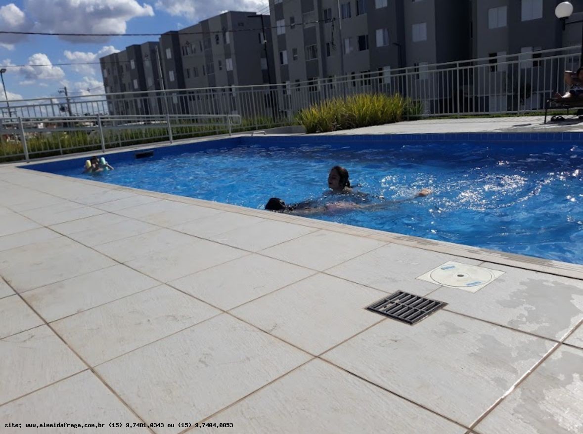 Apartamento à venda com 2 quartos, 42m² - Foto 1