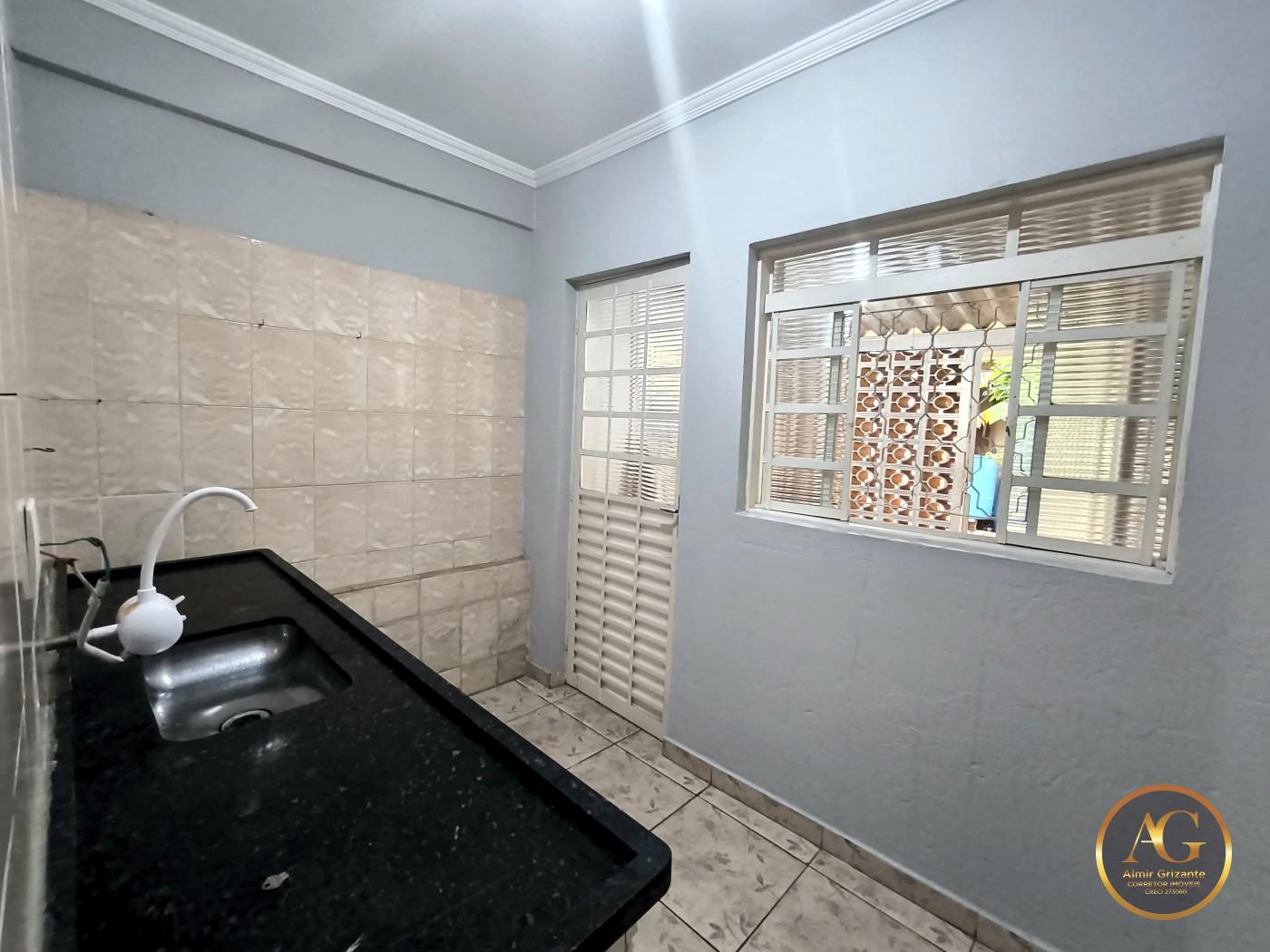 Casa à venda com 3 quartos, 112m² - Foto 25
