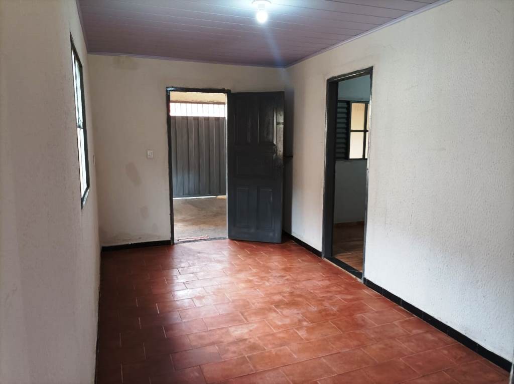 Casa à venda com 2 quartos, 323m² - Foto 6