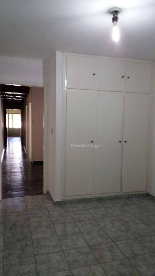 Casa à venda com 3 quartos, 202m² - Foto 6
