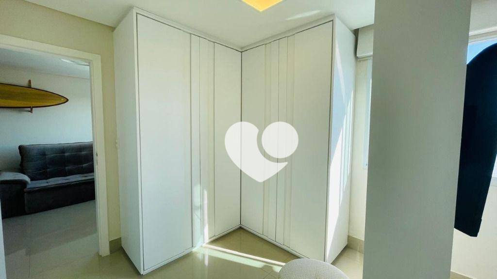 Cobertura à venda com 4 quartos, 260m² - Foto 3