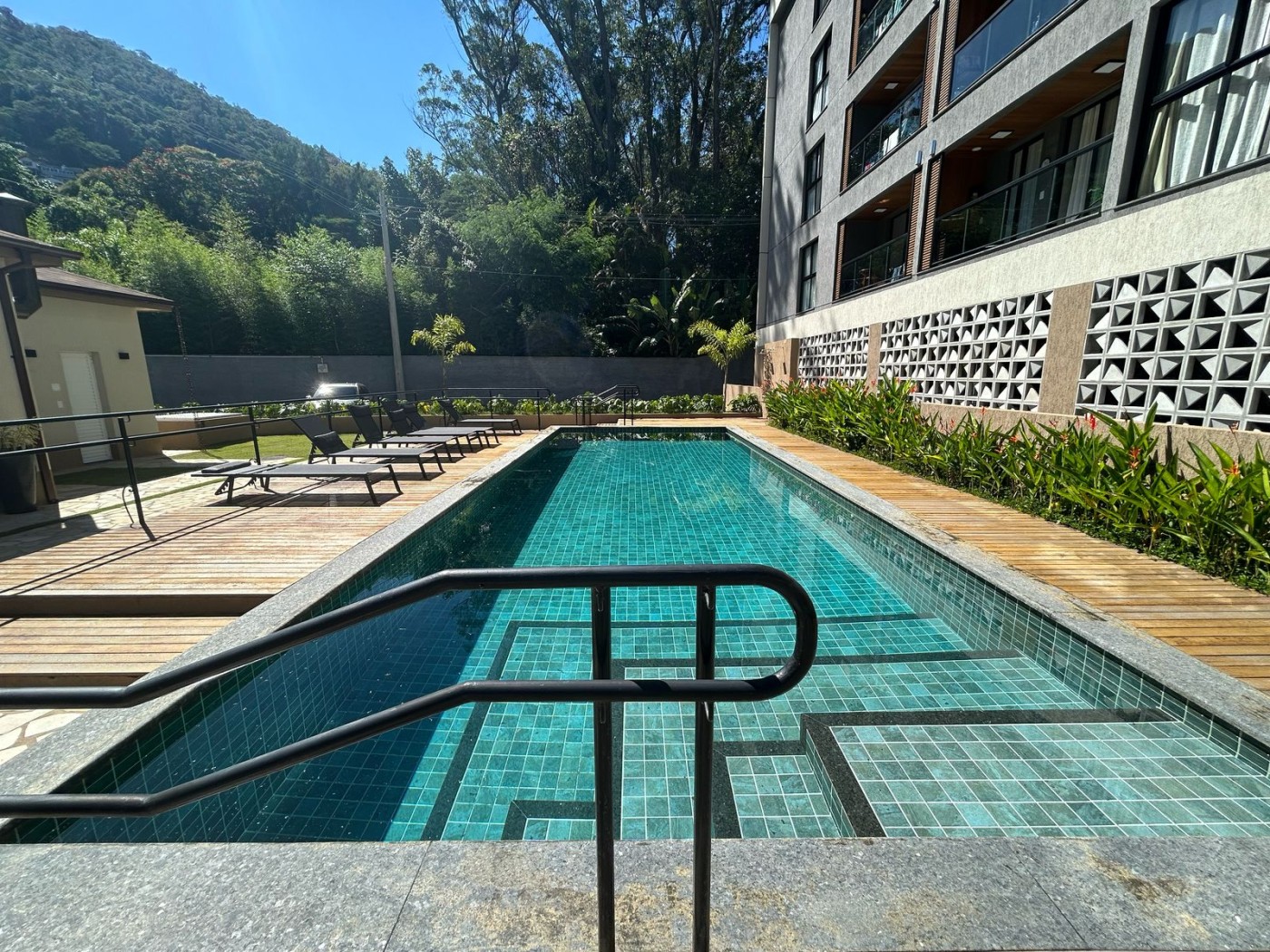 Apartamento à venda com 2 quartos, 62m² - Foto 16