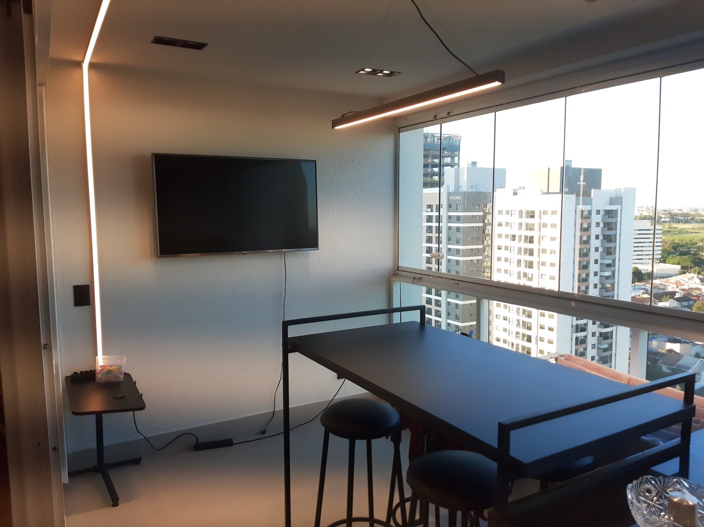 Apartamento à venda com 3 quartos, 119m² - Foto 2