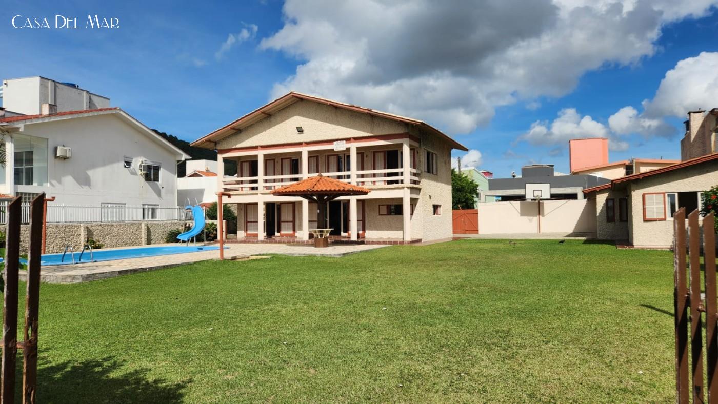 Casa à venda com 7 quartos, 340m² - Foto 50