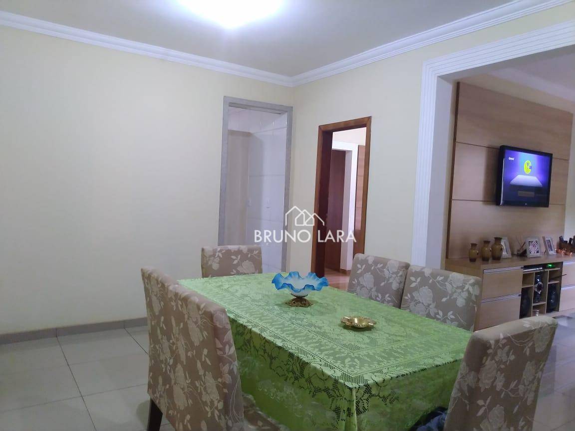 Casa à venda com 3 quartos, 220m² - Foto 9