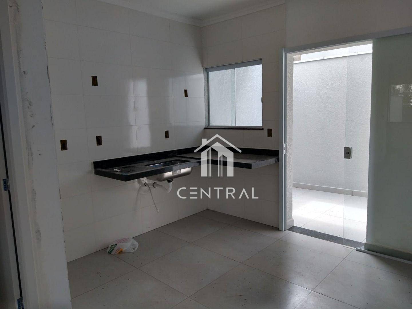 Sobrado à venda com 2 quartos, 70m² - Foto 17