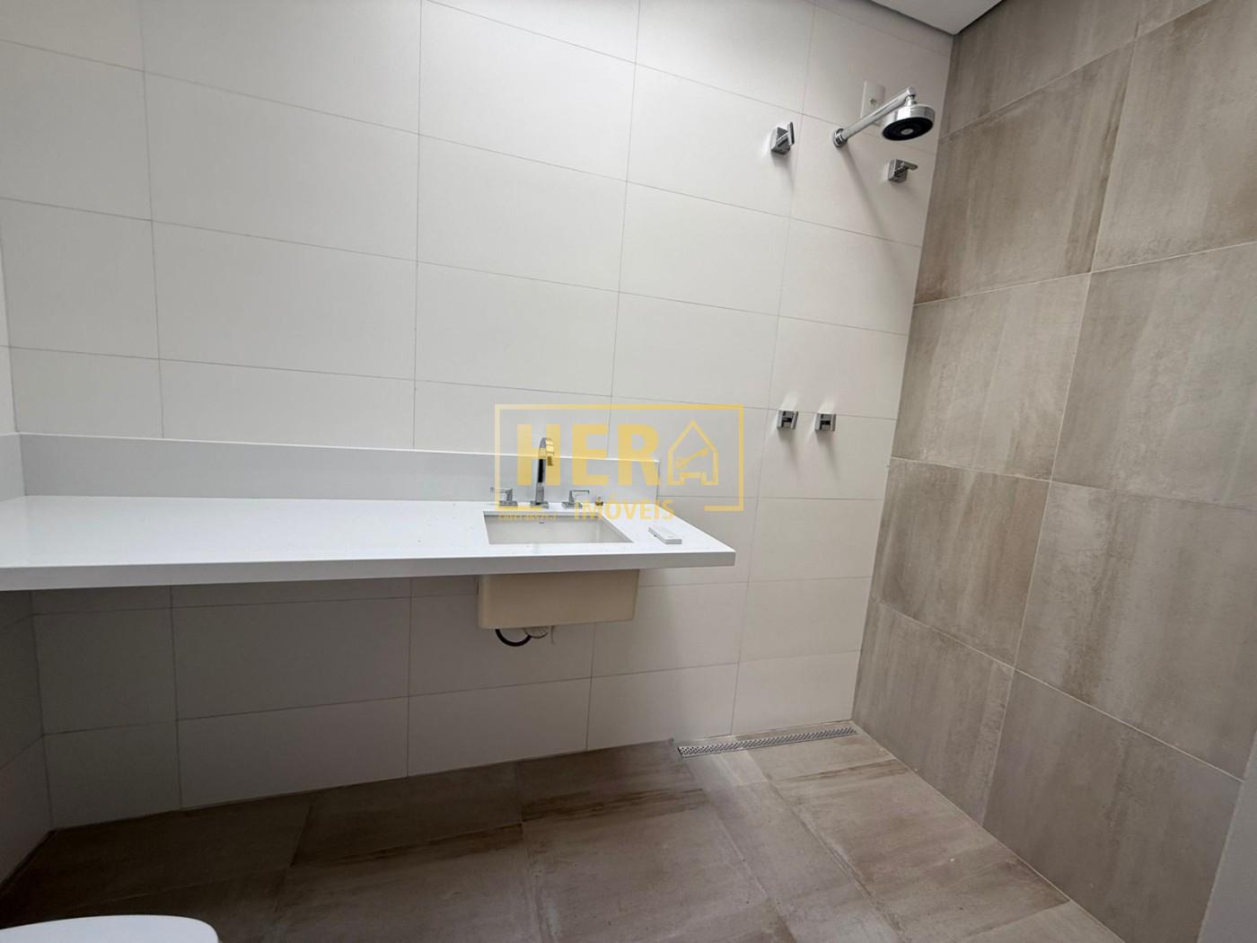 Casa de Condomínio à venda com 4 quartos, 235m² - Foto 10