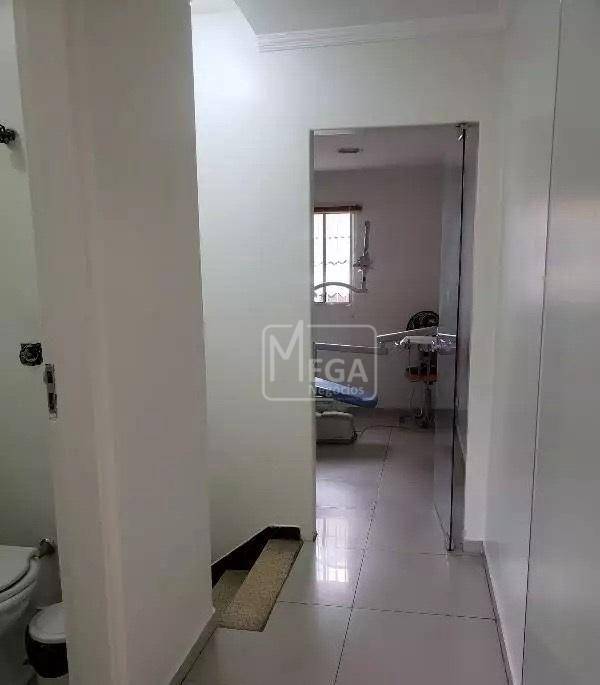 Casa à venda com 2 quartos, 160m² - Foto 9