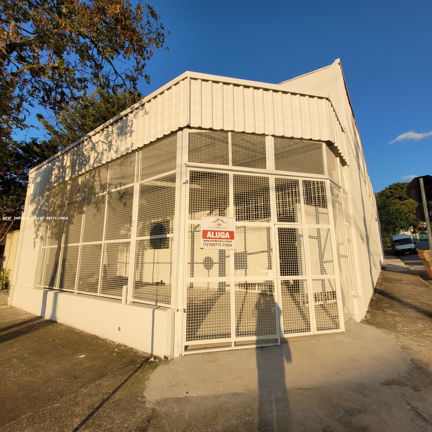 Depósito-Galpão-Armazém para alugar, 300m² - Foto 2
