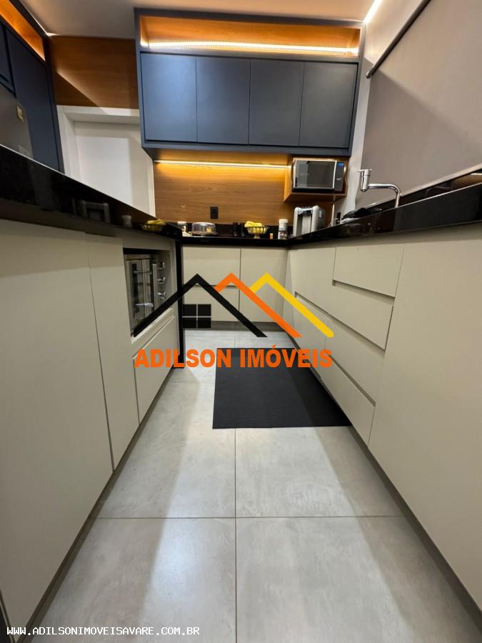 Casa à venda com 3 quartos, 180m² - Foto 9